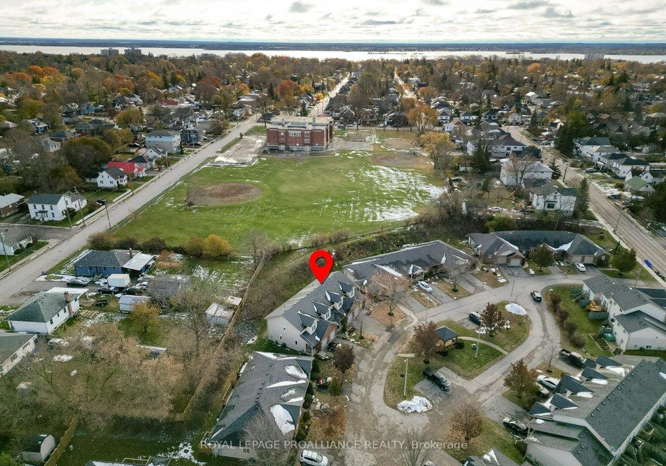 35-albion-street-belleville-ontario-x12545346