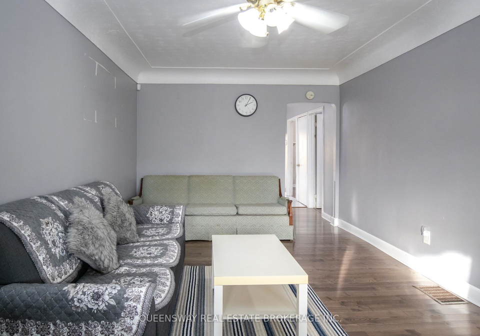37-hope-avenue-hamilton-ontario-x12545740