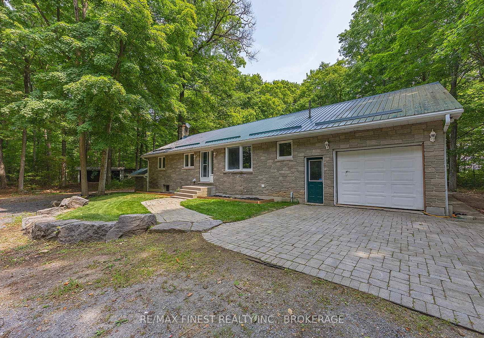 918-fry-road-prince-edward-county-ontario-x12545798