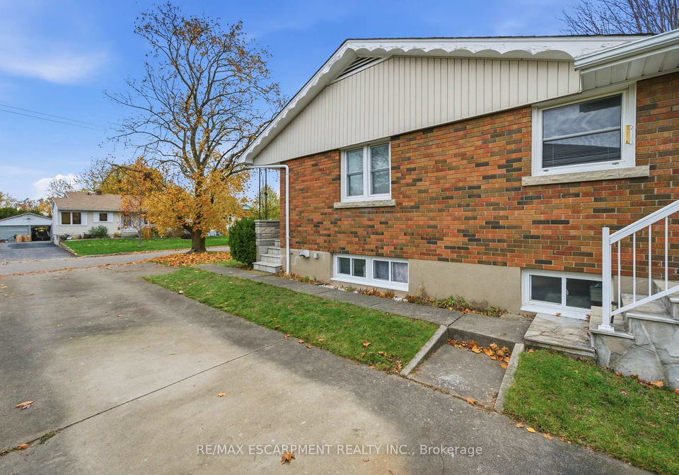 8-fawell-avenue-st-catharines-ontario-x12546734