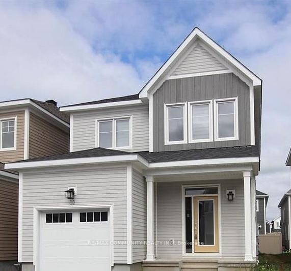 32-pacing-walk-ottawa-ontario-x12546920