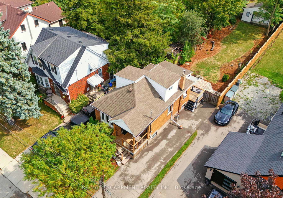 57-highcliffe-avenue-hamilton-ontario-x12546986
