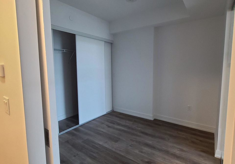 1-jarvis-street-hamilton-ontario-x12547468