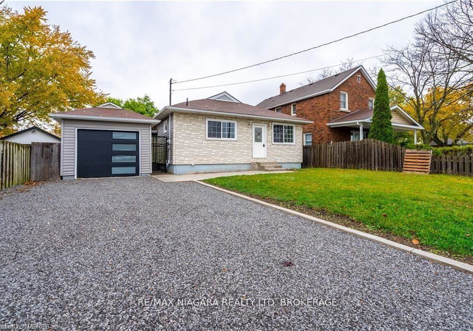 7121-dorchester-road-niagara-falls-ontario-x12547568