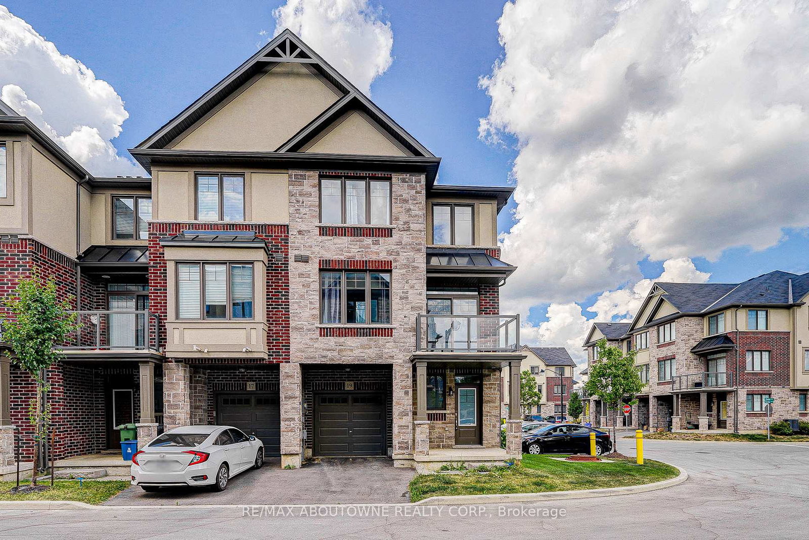 19-ritchie-lane-hamilton-ontario-x12547854
