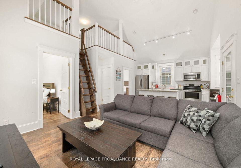 9-hollow-lane-prince-edward-county-ontario-x12547942