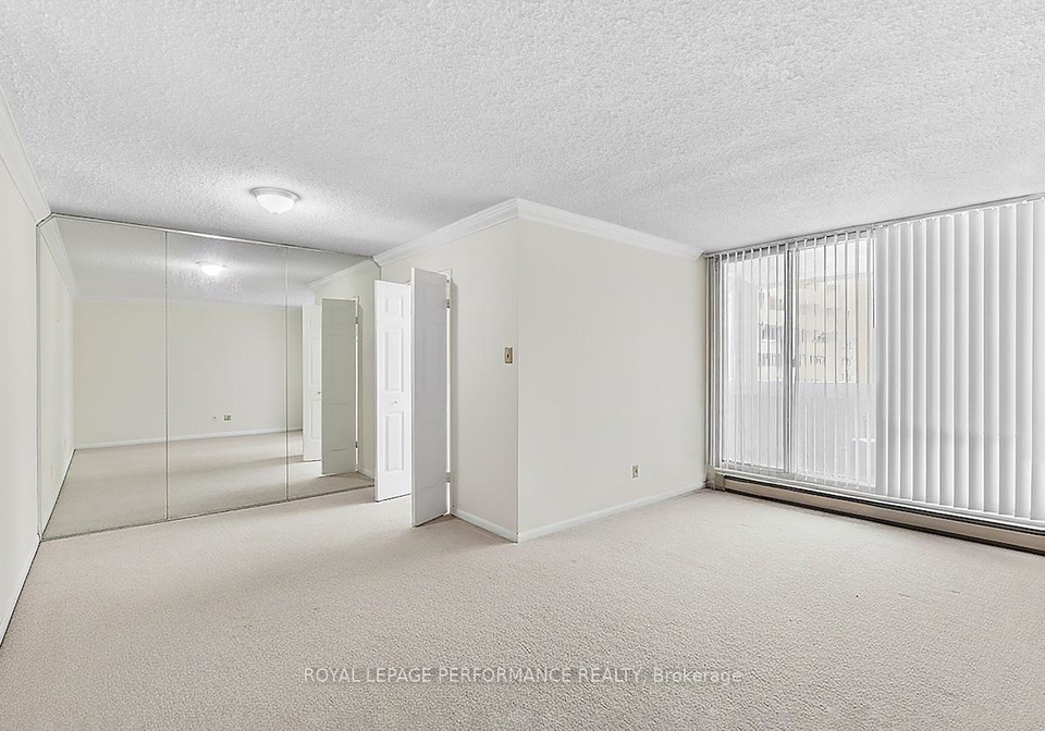 530-laurier-avenue-w-ottawa-ontario-x12548020