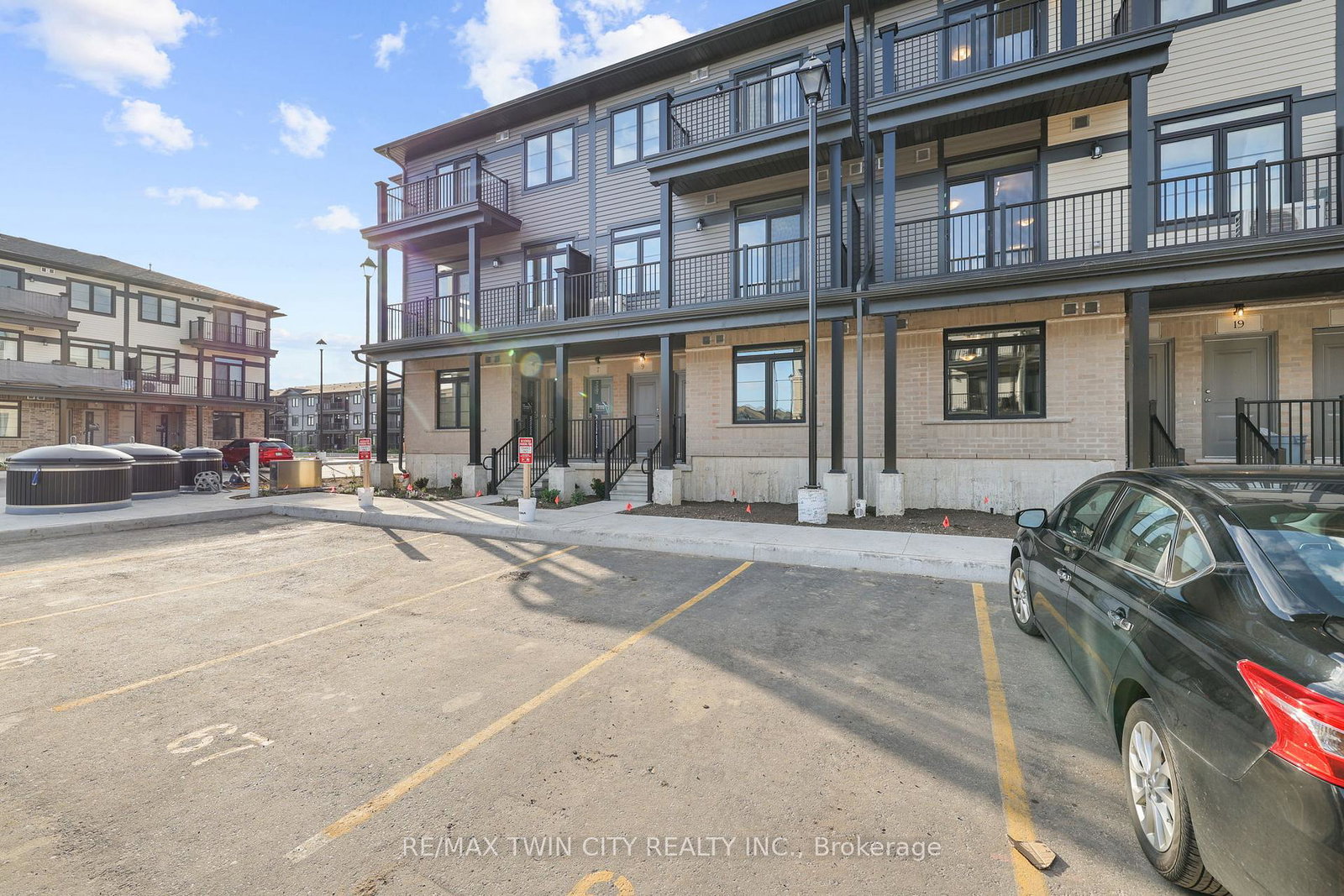 lomond-lane-kitchener-ontario-x12548124