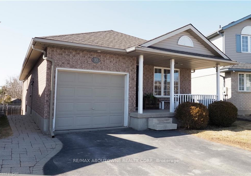 33-boulder-crescent-guelph-ontario-x12548146