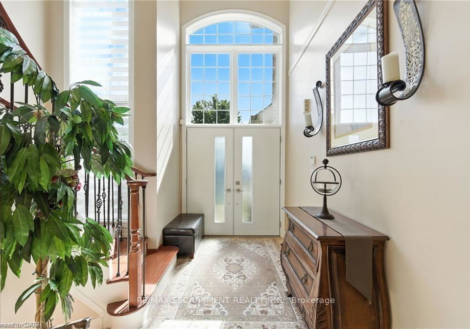 11-silverspring-crescent-hamilton-ontario-x12548286