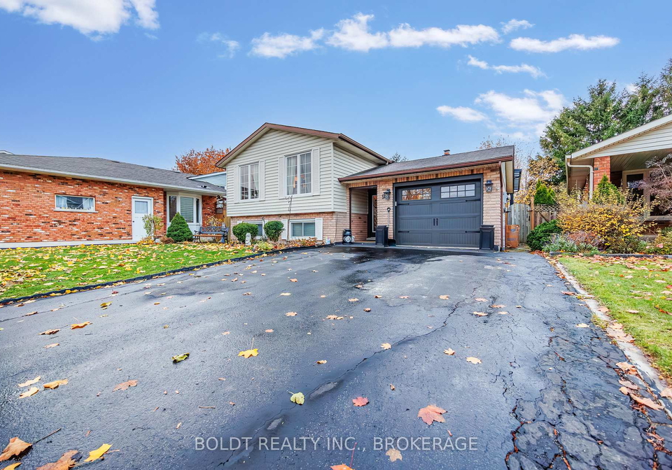9-brittany-court-st-catharines-ontario-x12548302