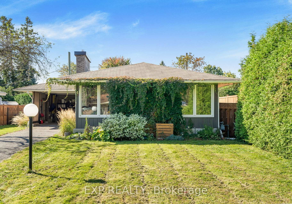 4-aberfeldy-street-ottawa-ontario-x12548972