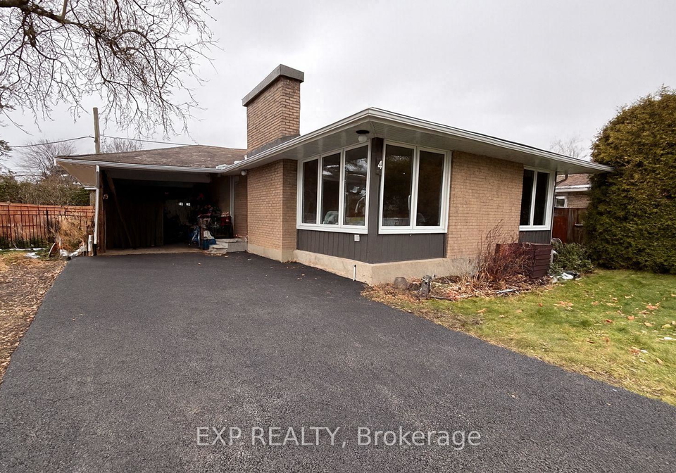 4-aberfeldy-street-ottawa-ontario-x12548972
