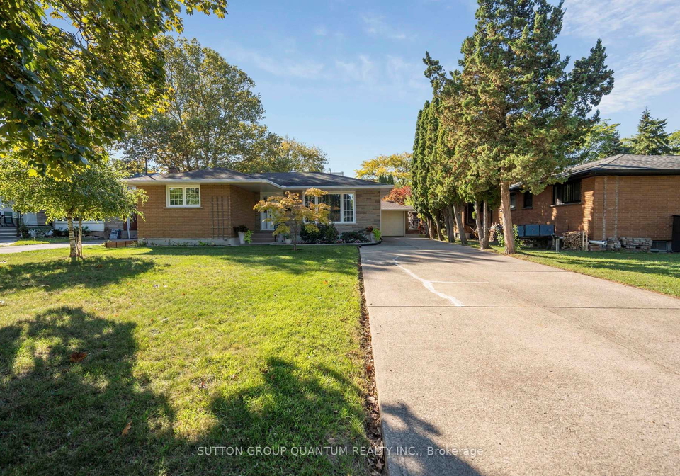 8-bermuda-drive-st-catharines-ontario-x12549236