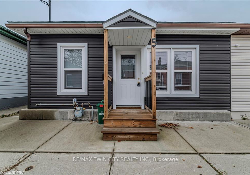 5-halls-avenue-brantford-ontario-x12550170