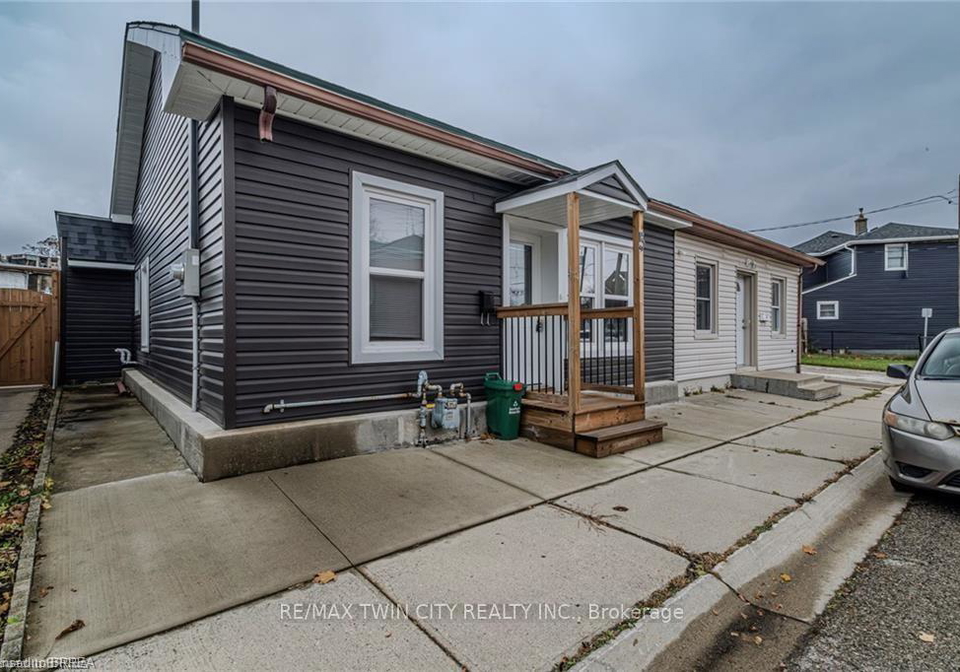 5-halls-avenue-brantford-ontario-x12550170