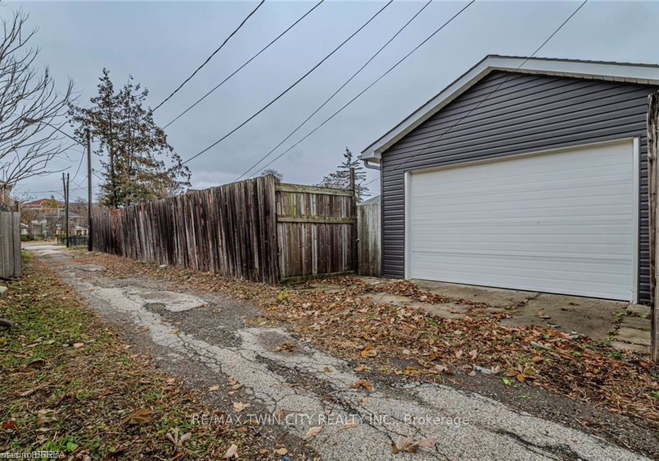 5-halls-avenue-brantford-ontario-x12550170