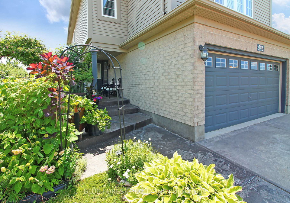 682-hedgerow-place-london-north-ontario-x12550750