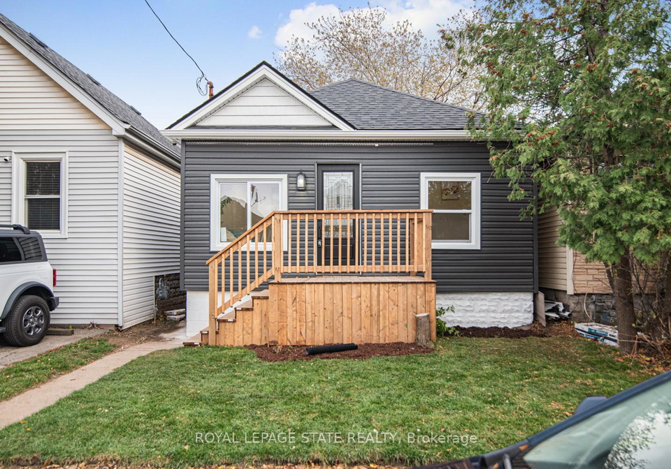 330-fairfield-avenue-hamilton-ontario-x12550804