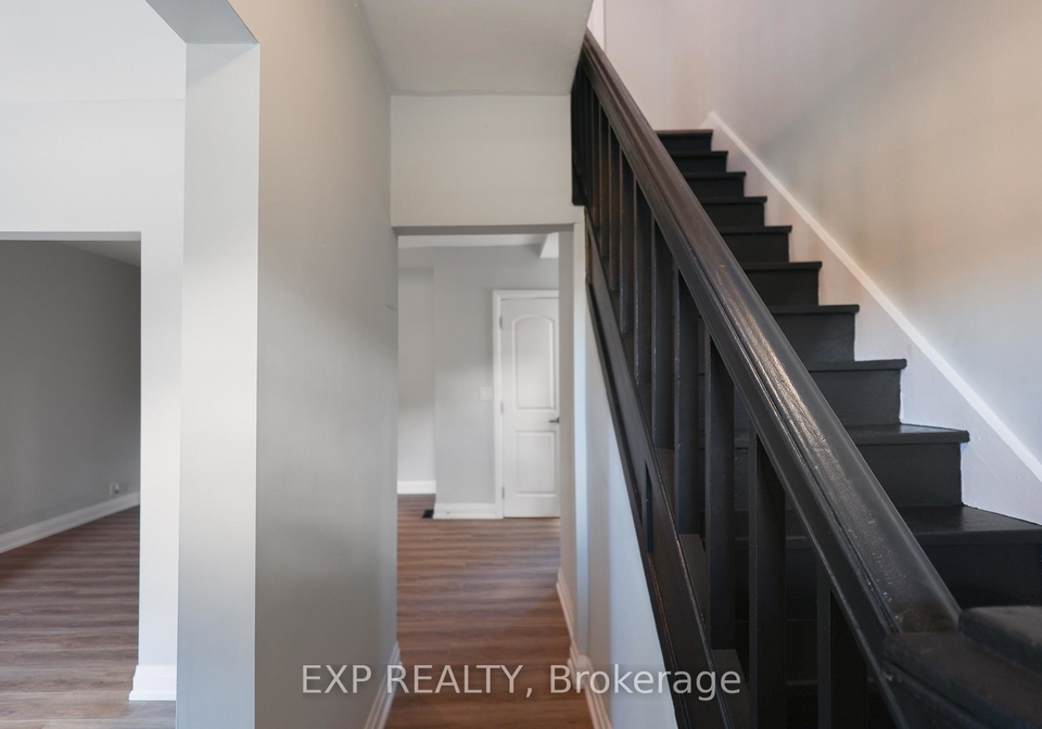 1275-cannon-street-e-hamilton-ontario-x12551756