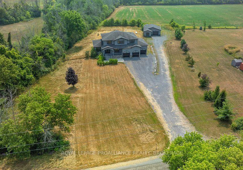1058-lucas-road-loyalist-ontario-x12552732