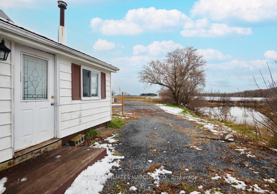 4872-nine-mile-road-south-glengarry-ontario-x12553312
