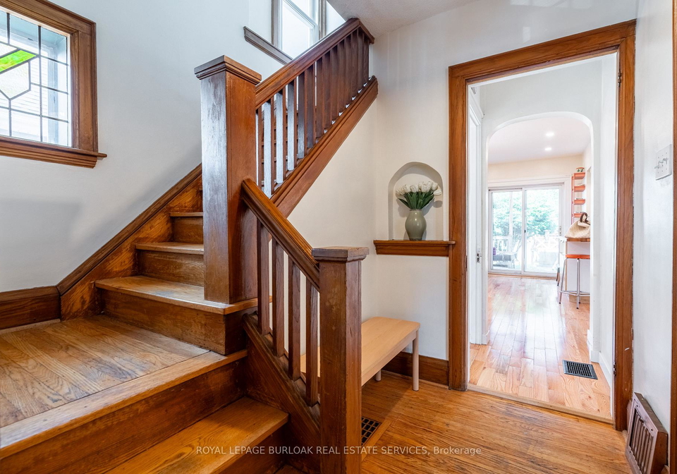 26-weir-street-s-hamilton-ontario-x12553356