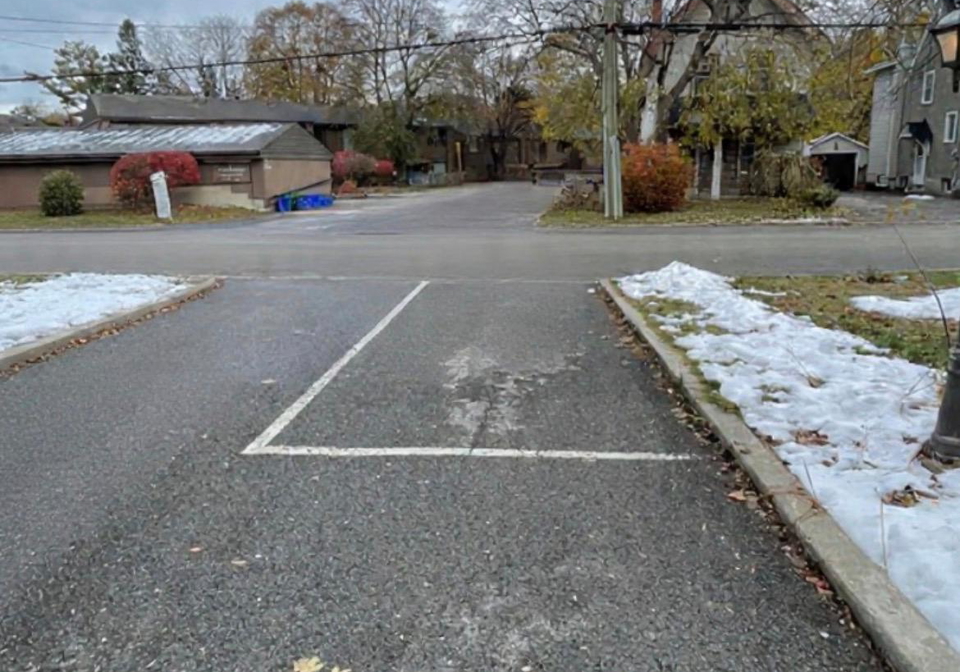 526-hilson-avenue-westboro-hampton-park-ottawa-ontario-x12553522