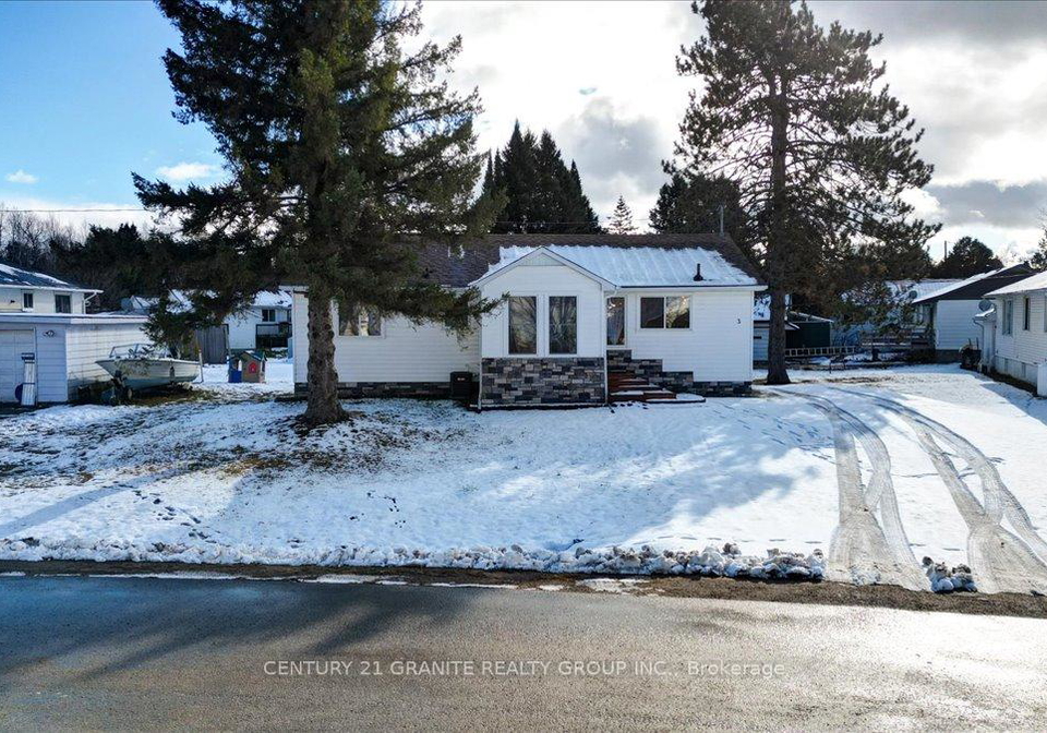 3-larch-street-highlands-east-ontario-x12554058