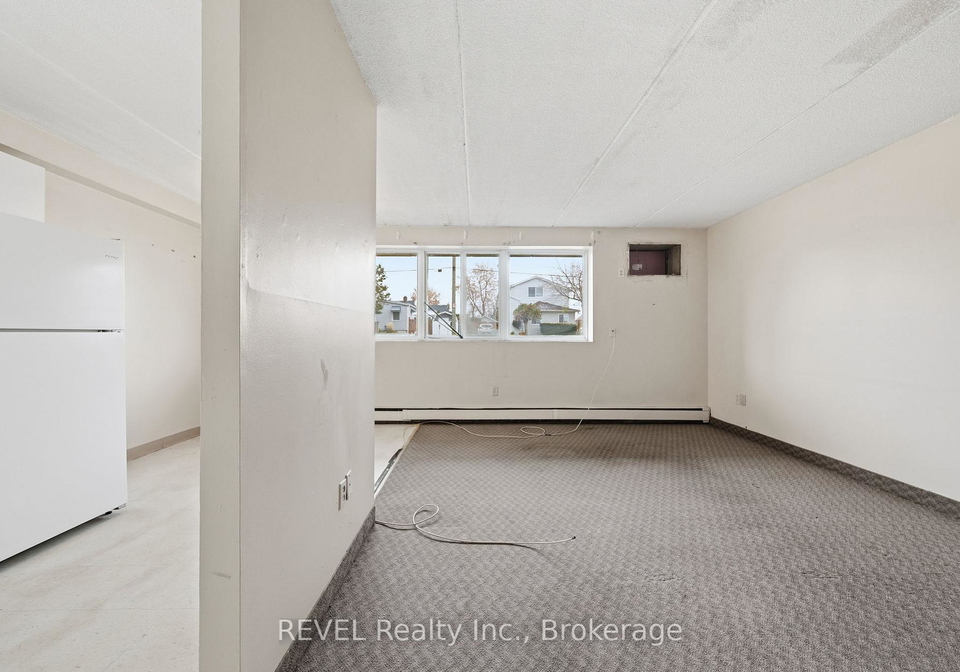 19-manchester-avenue-st-catharines-ontario-x12554502
