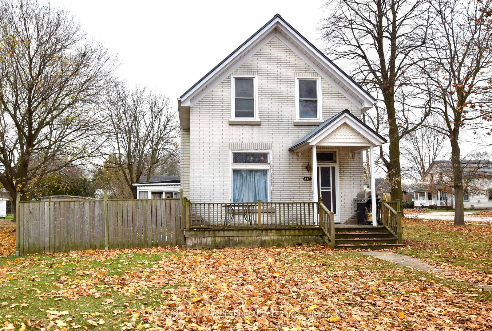 246-elizabeth-street-southwest-middlesex-ontario-x12554576