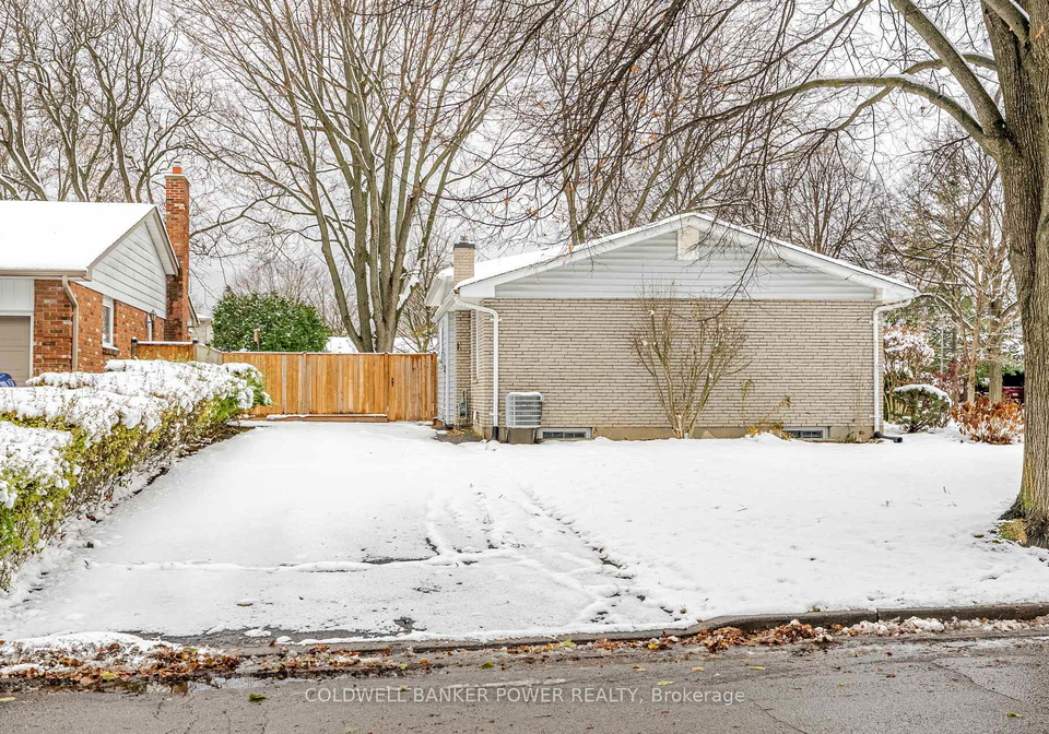 29-nottinghill-crescent-london-south-ontario-x12554924