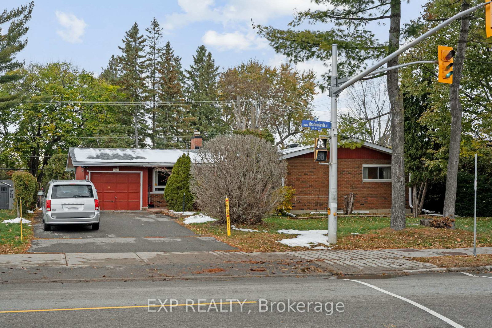 1233-meadowlands-drive-e-ottawa-ontario-x12555138