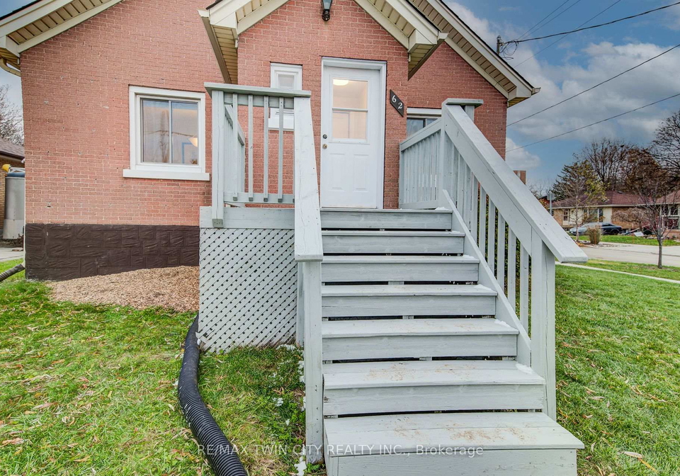 62-ann-street-waterloo-ontario-x12555630