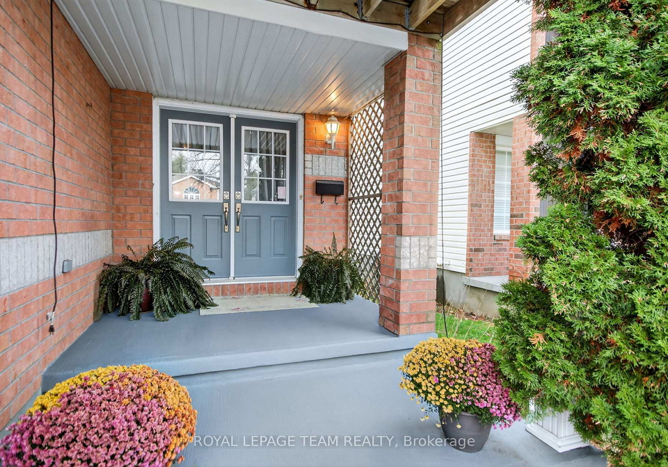 7-newcastle-avenue-kanata-ontario-x12555924