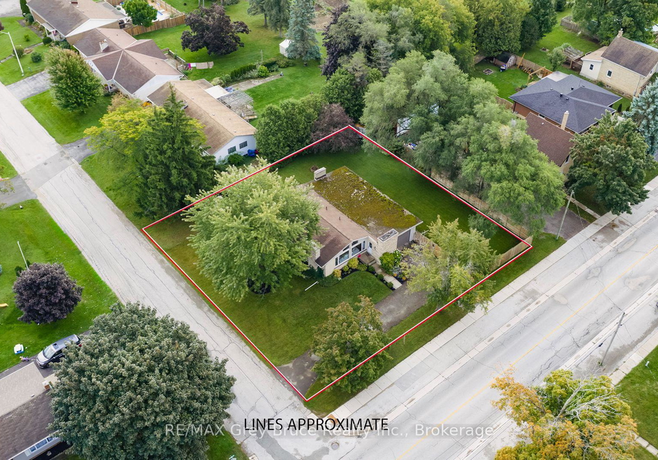 161-1st-avenue-n-arran-elderslie-ontario-x12556142