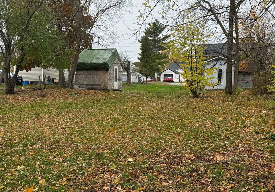 33-lorne-street-smiths-falls-ontario-x12556270