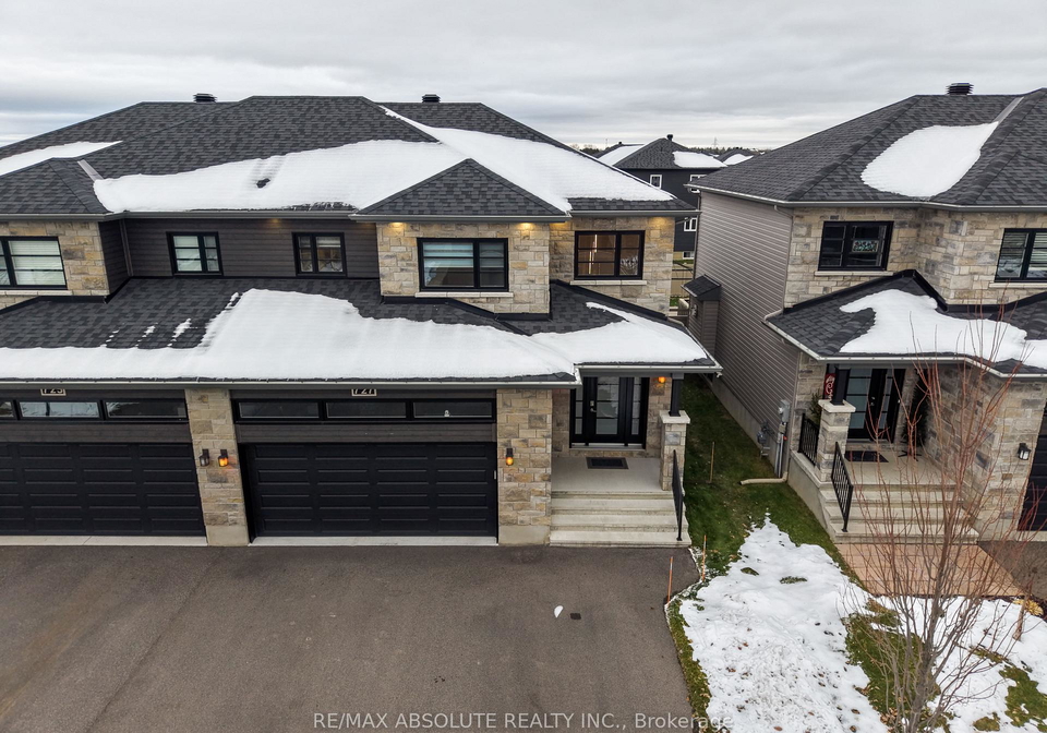727-azure-street-n-russell-ontario-x12556678