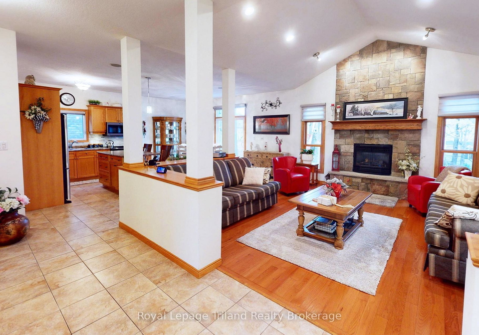 123-forestway-trail-woodstock-ontario-x12556802