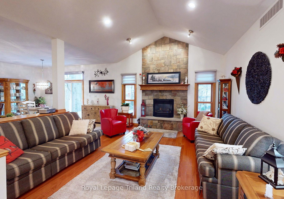 123-forestway-trail-woodstock-ontario-x12556802