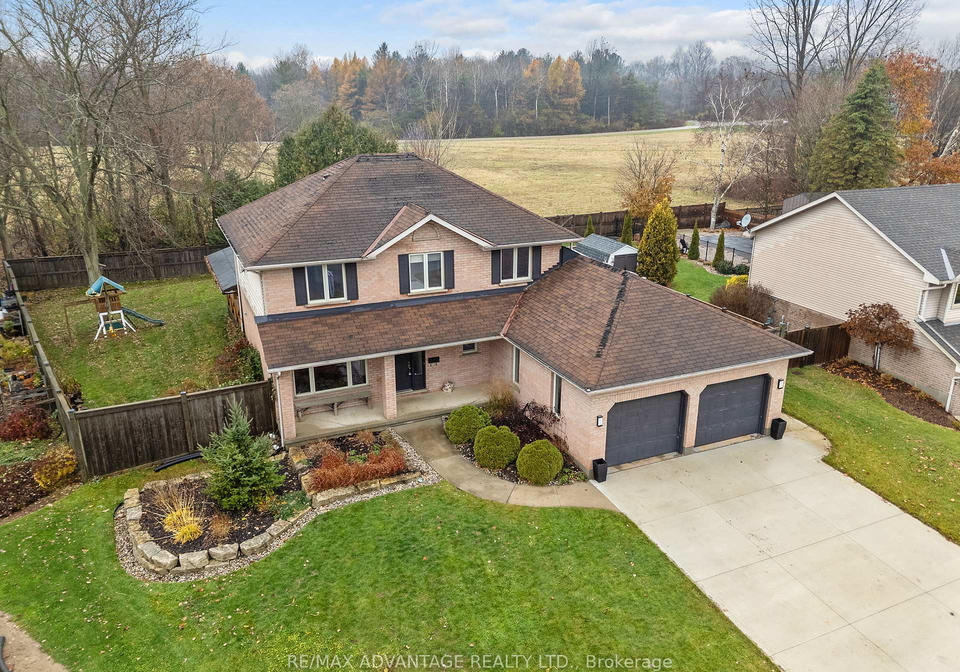 21-village-gate-crescent-thames-centre-ontario-x12556940