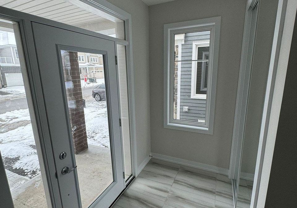 112-hackamore-crescent-ottawa-ontario-x12557226
