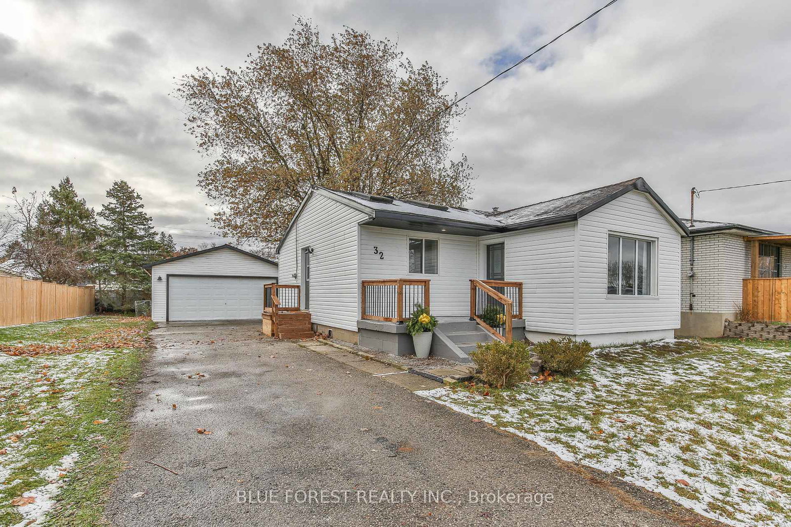 32-mary-street-e-st-thomas-ontario-x12557288