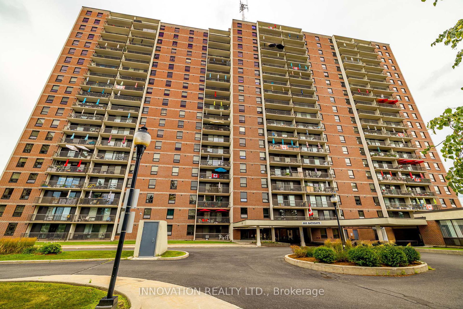 665-bathgate-drive-overbrook-castleheights-and-area-ottawa-ontario-x12557574