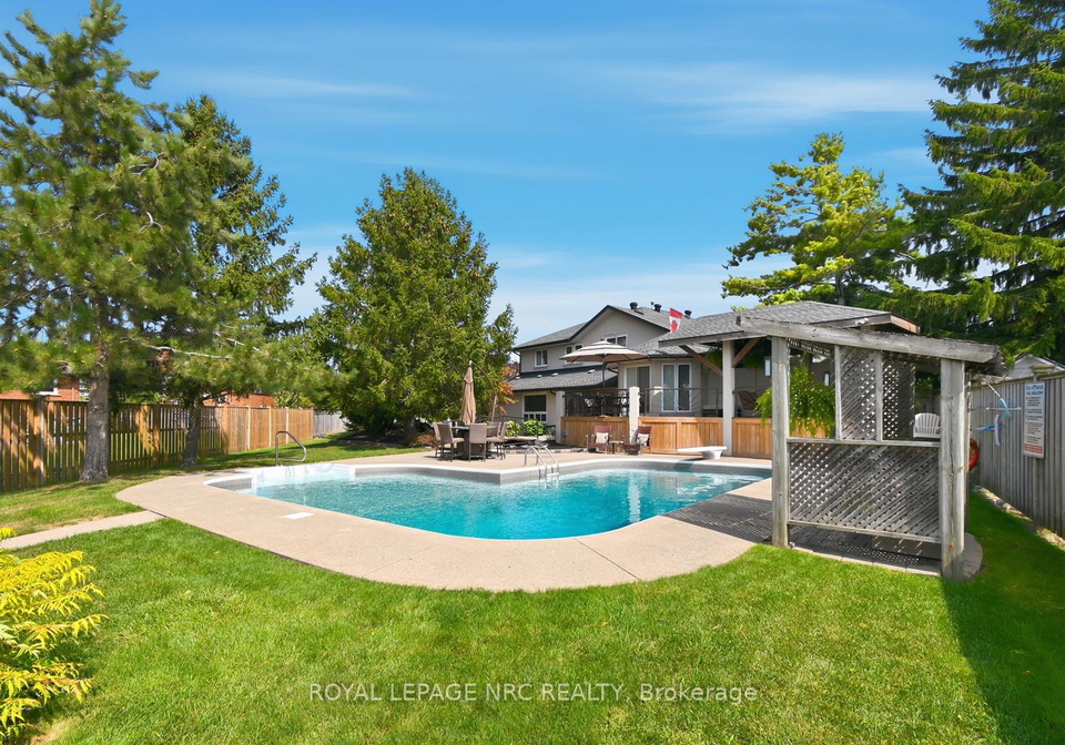 12-fuller-crescent-thorold-ontario-x12557586