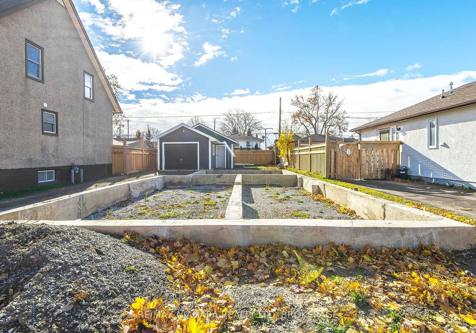 397-gatfield-avenue-welland-ontario-x12557976