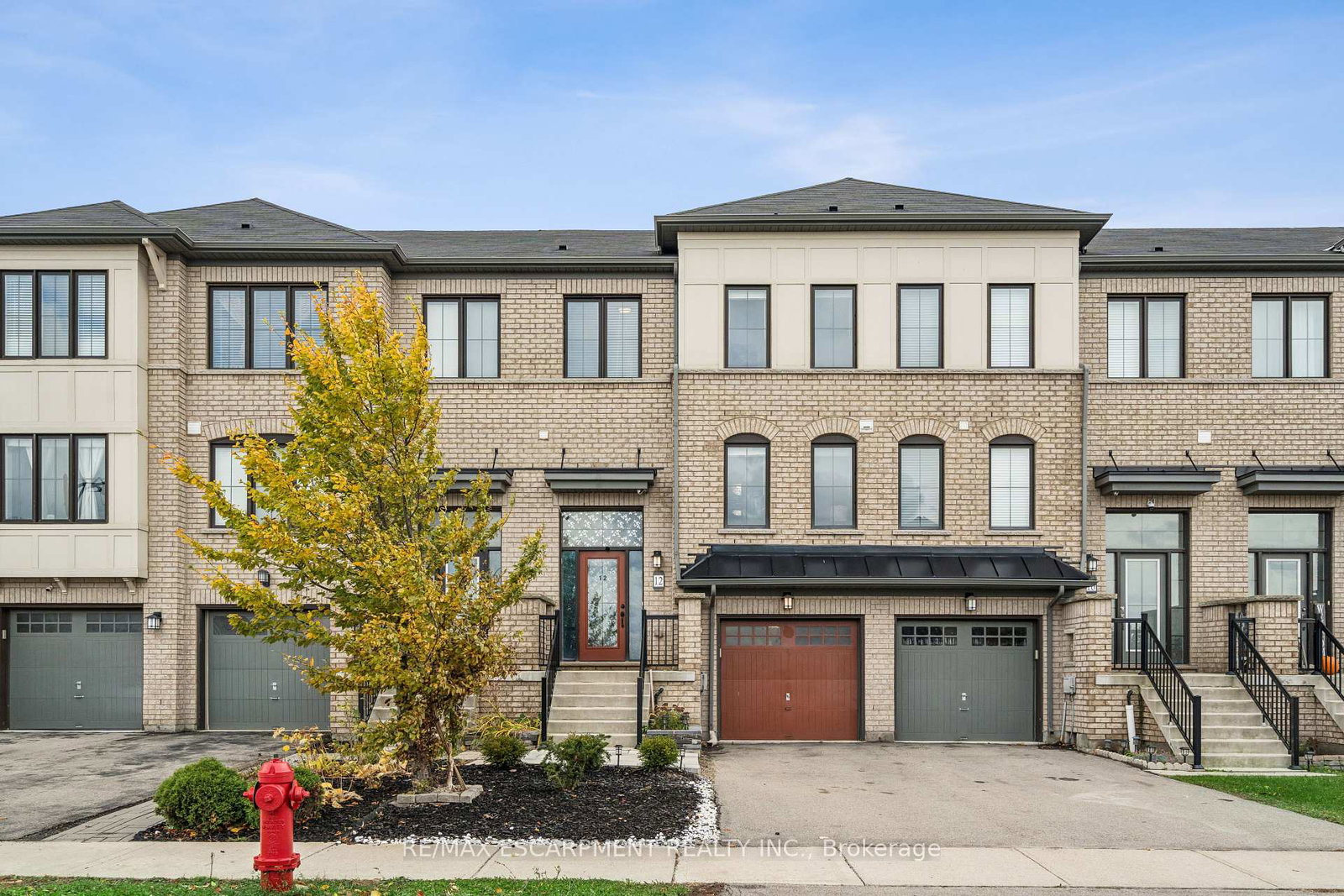 12-crafter-crescent-hamilton-ontario-x12558014