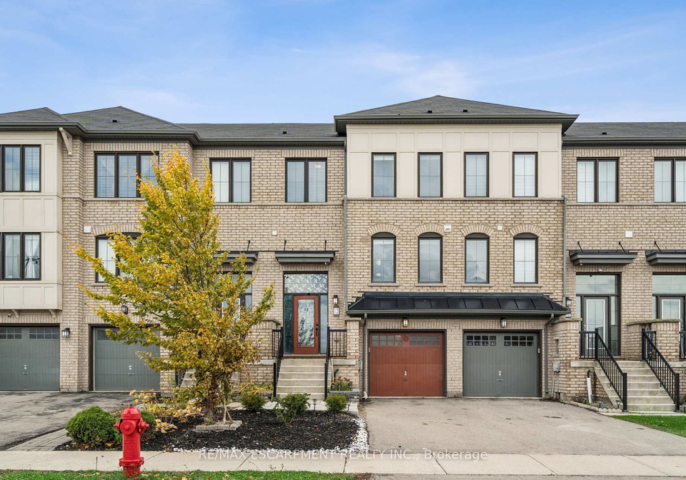 12-crafter-crescent-hamilton-ontario-x12558014