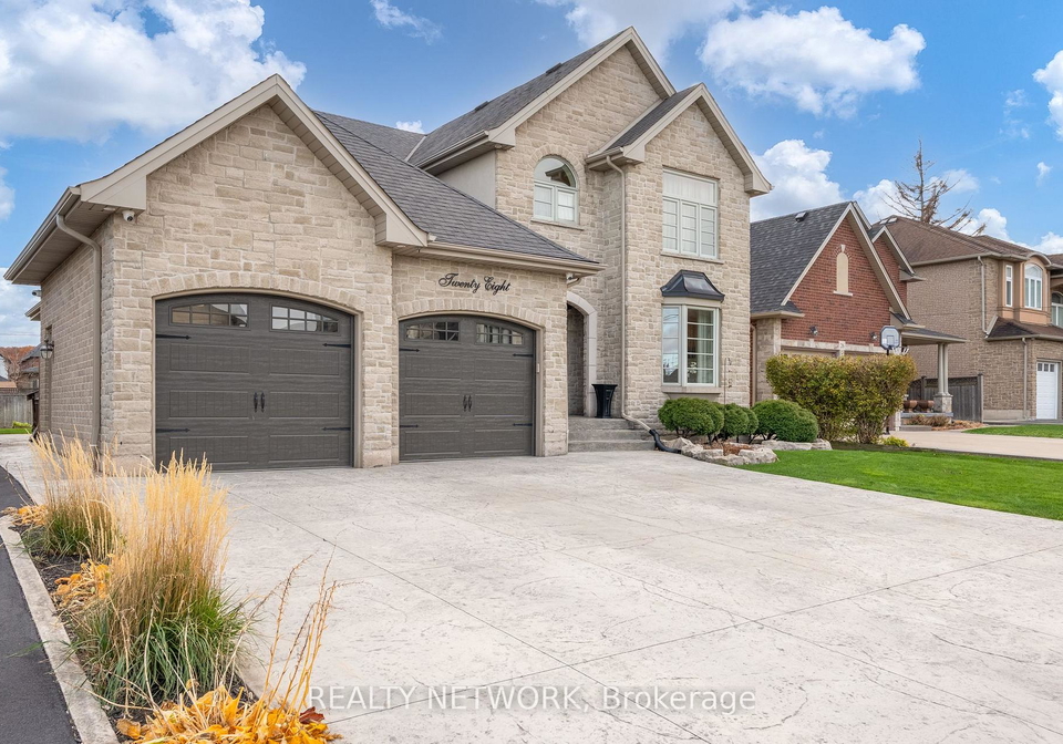 28-southmeadow-crescent-hamilton-ontario-x12558150