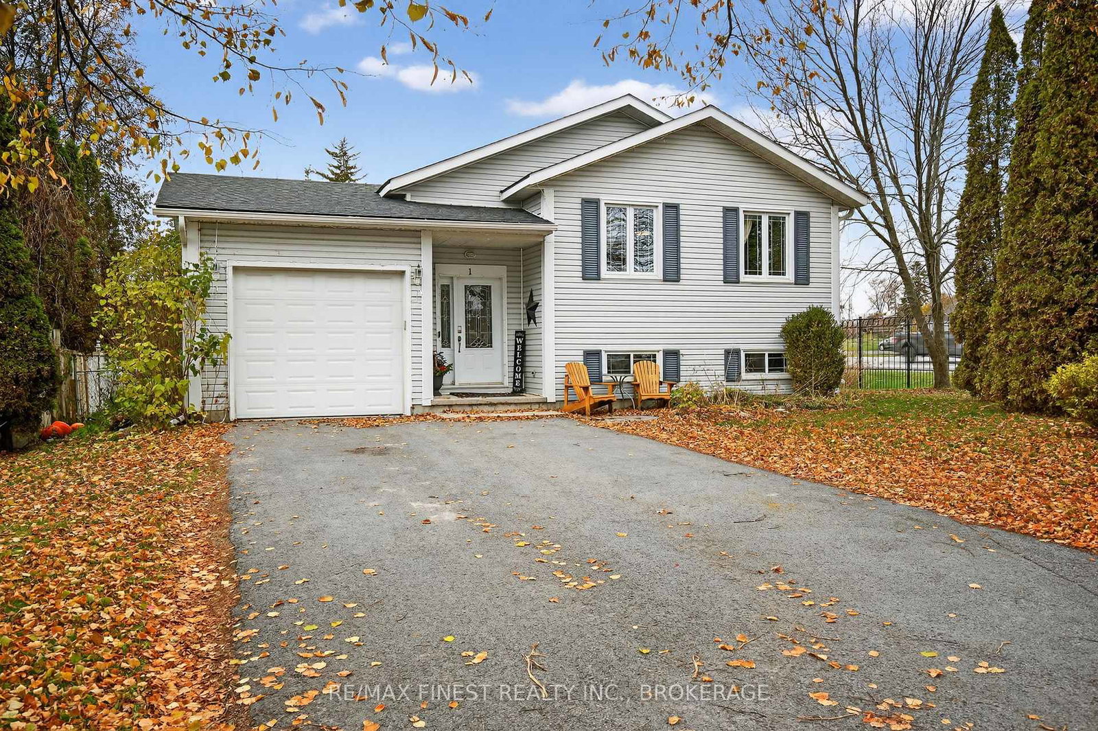 1-heritage-drive-loyalist-ontario-x12558152